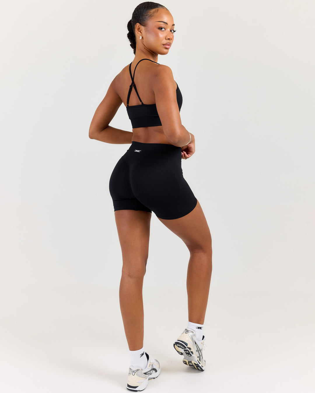 Elite Seamless Shorts V2 - Black