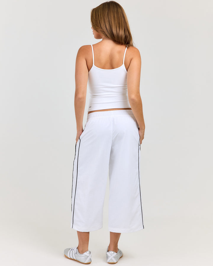 EE Spray Capri Pants - White/Coffee Bean