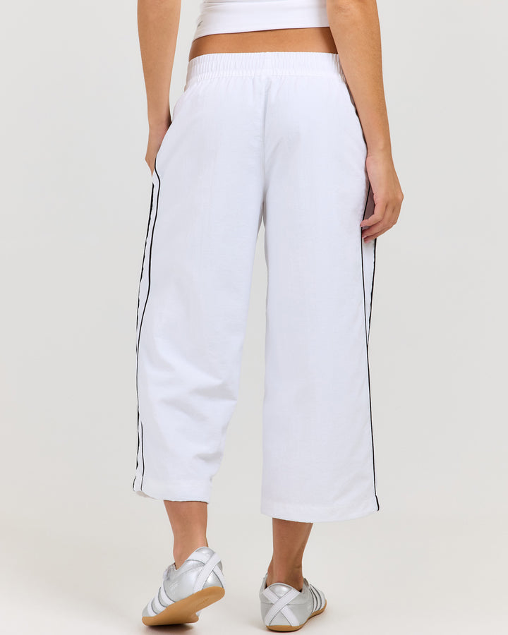 EE Spray Capri Pants - White/Coffee Bean
