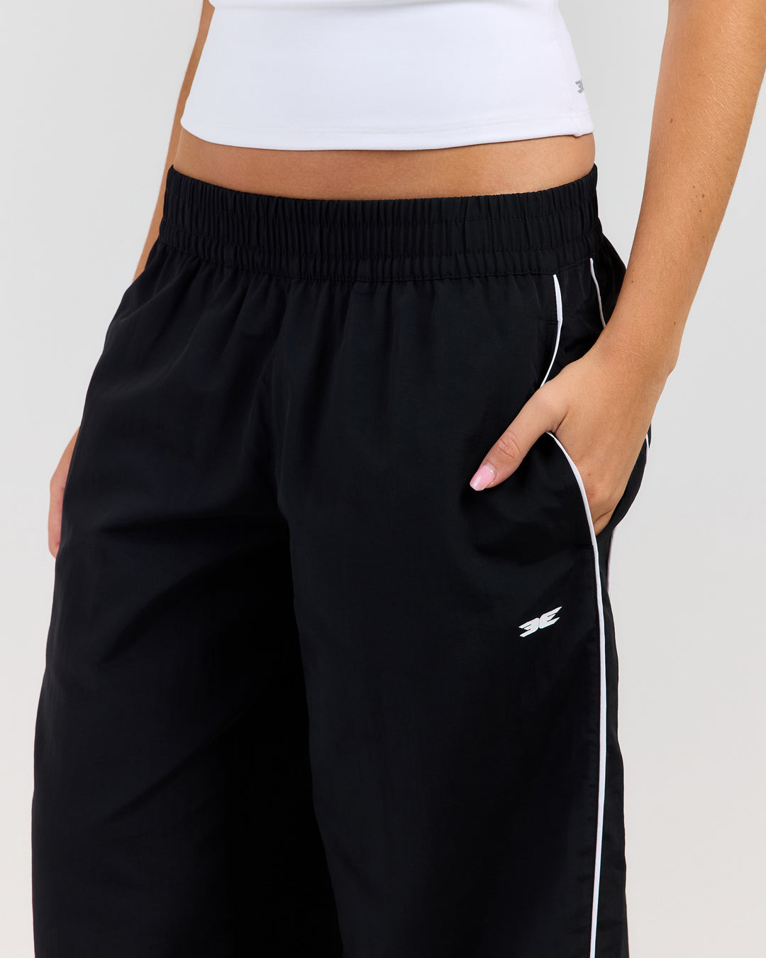 EE Spray Capri Pants - Black/White