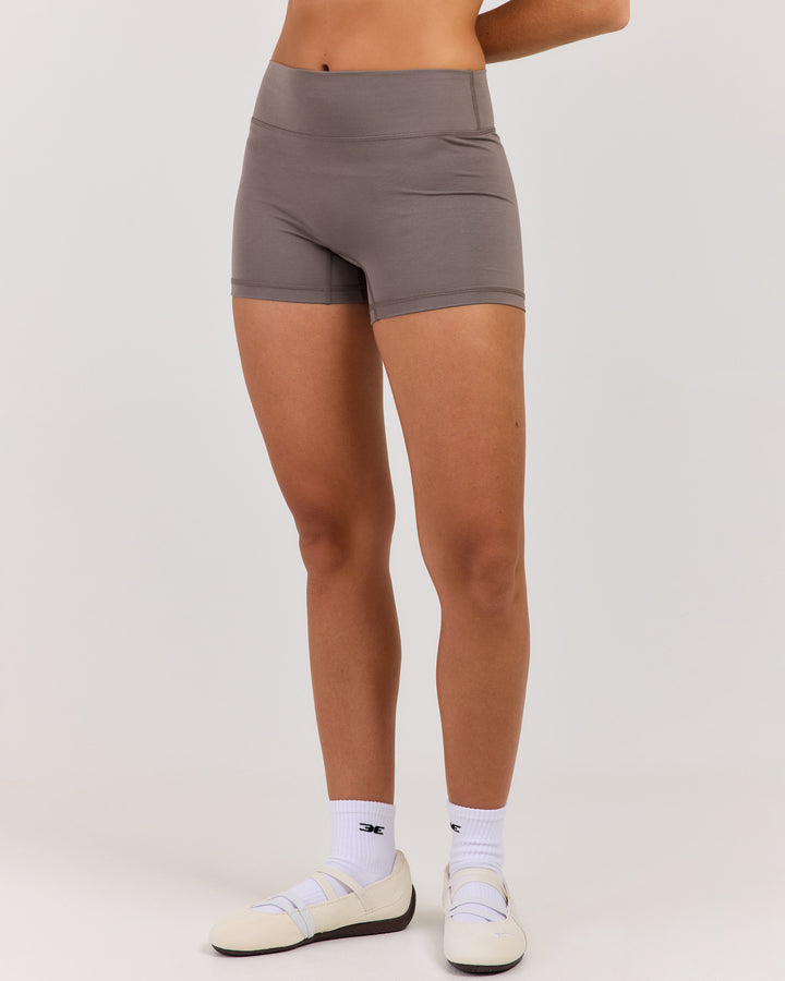 Flow Mini Shorts - Almond Latte