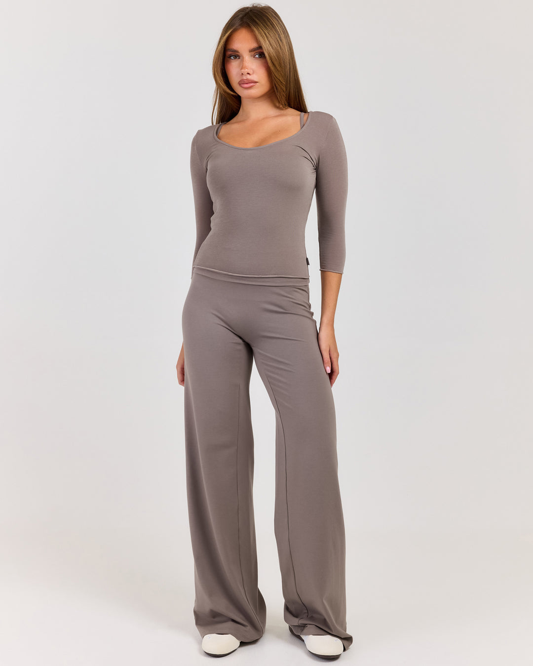 Sheer Flow Scoop Neck 3/4 Sleeve - Almond Latte
