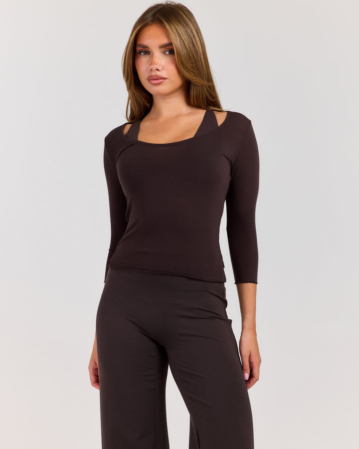Sheer Flow Scoop Neck 3/4 Sleeve - Coffee Bean