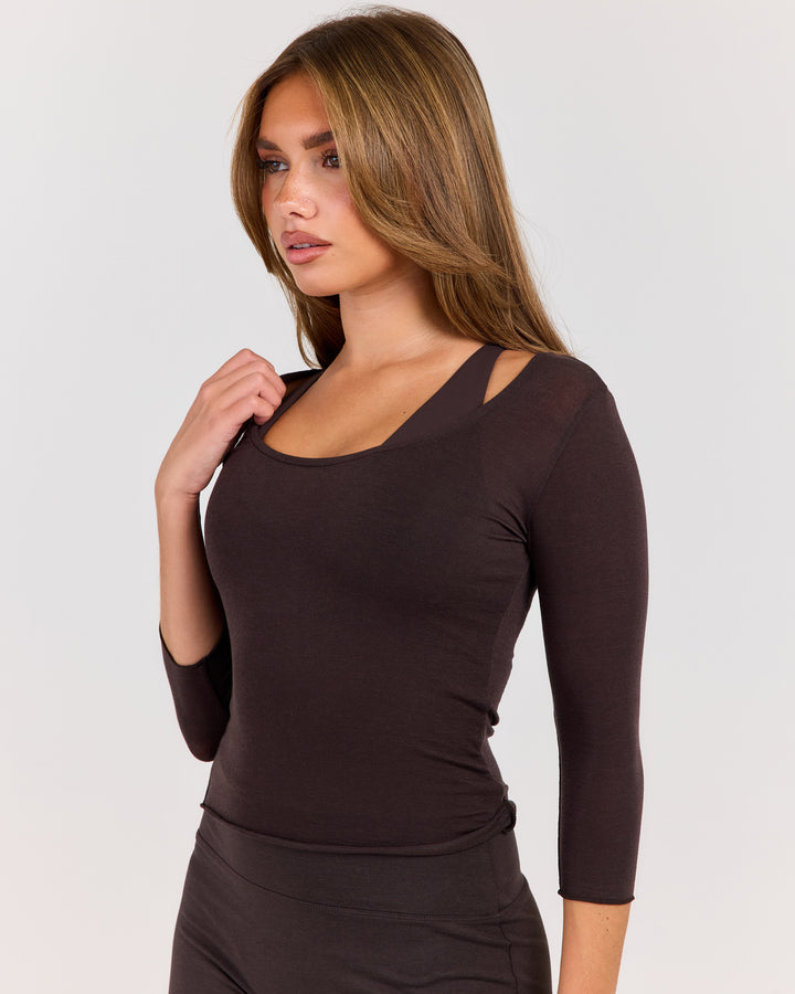 Sheer Flow Scoop Neck 3/4 Sleeve - Coffee Bean