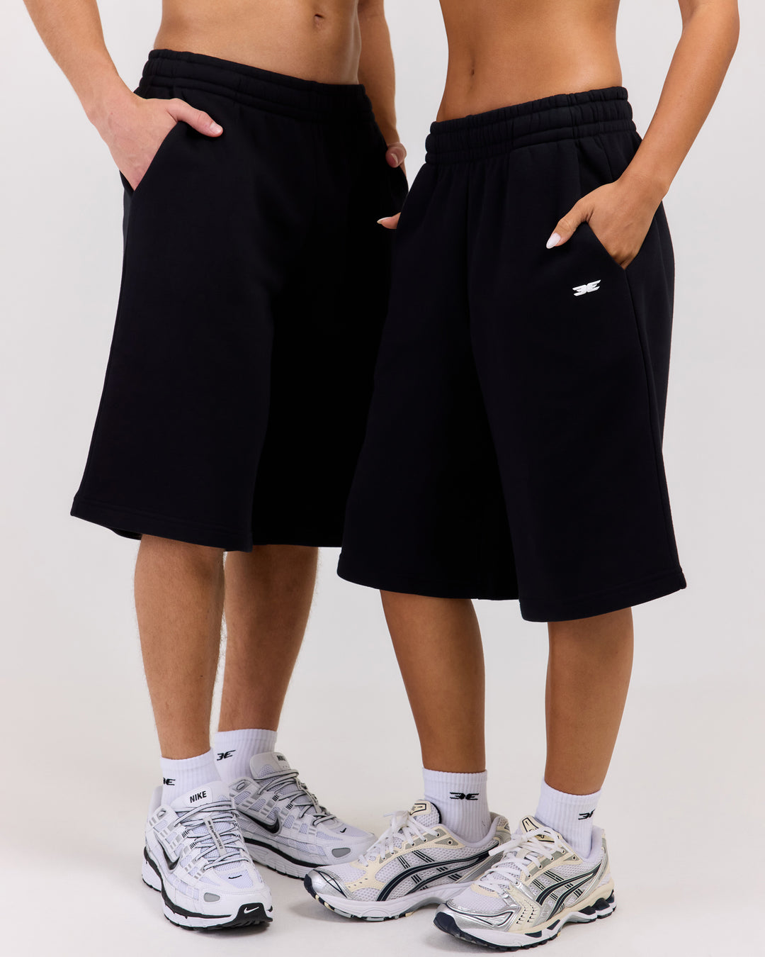 Omni Oversized Shorts - Black