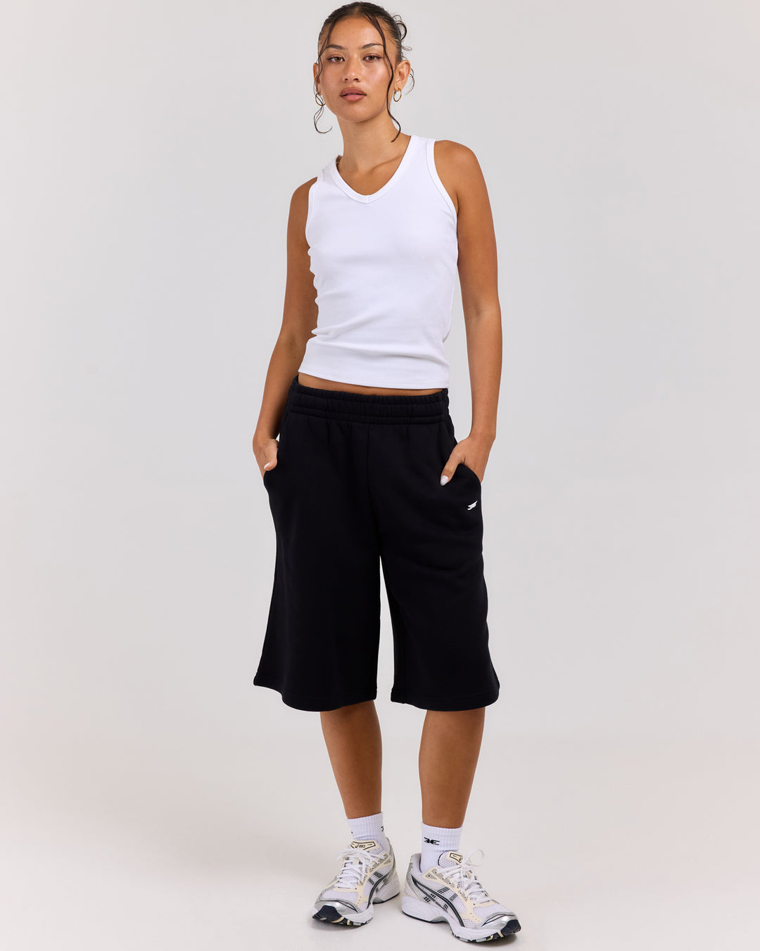 Omni Oversized Shorts - Black