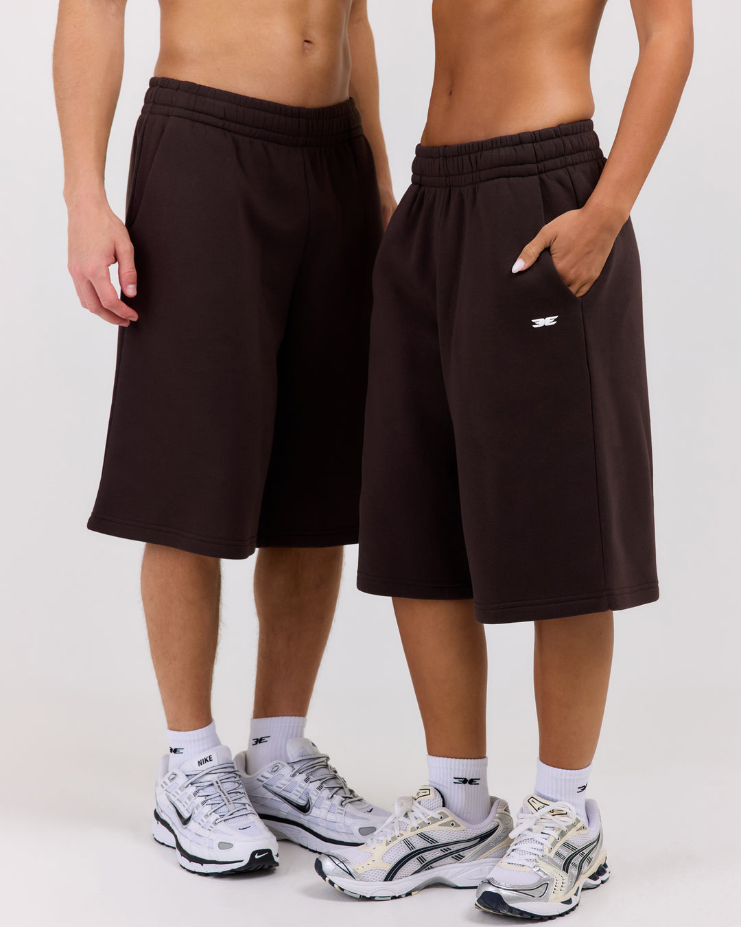 Omni Oversized Shorts - Coffee Bean