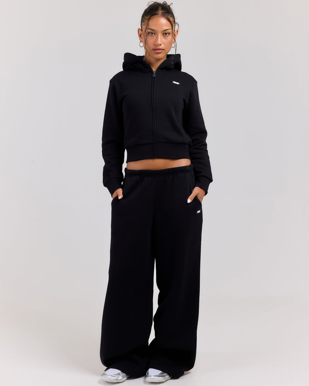 Omni Studio Trackpants V2  - Black