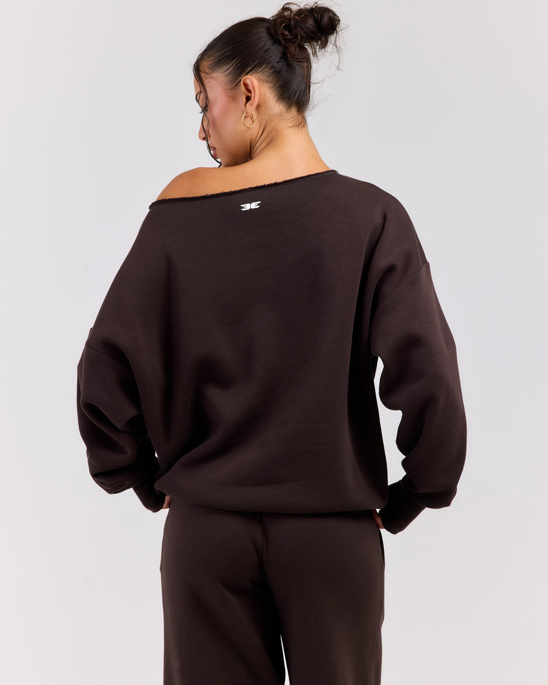 Omni Off Shoulder Crewneck - Coffee Bean