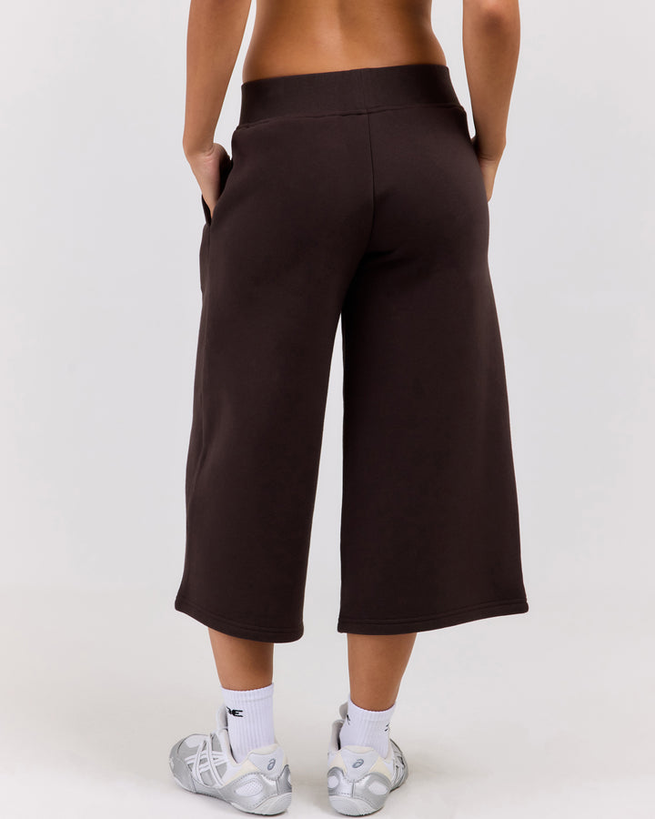 Omni Capri Pants - Coffee Bean