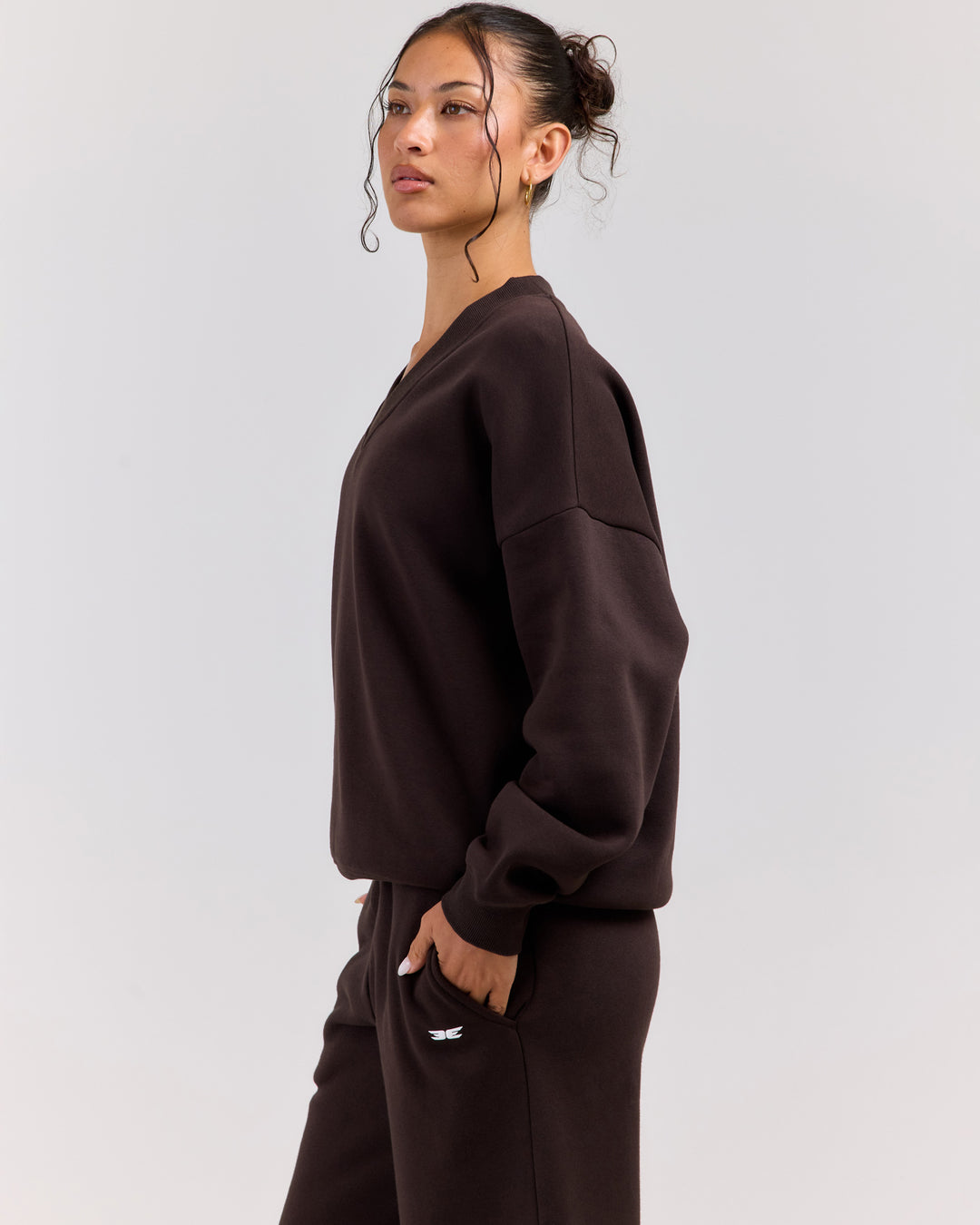 Omni V Neck - Coffee Bean