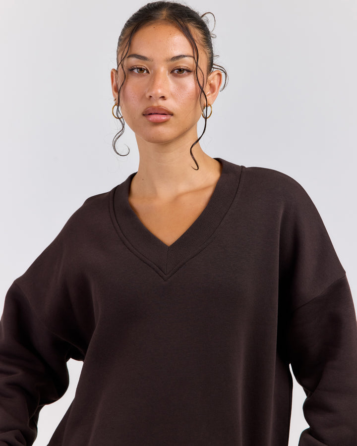 Omni V Neck - Coffee Bean