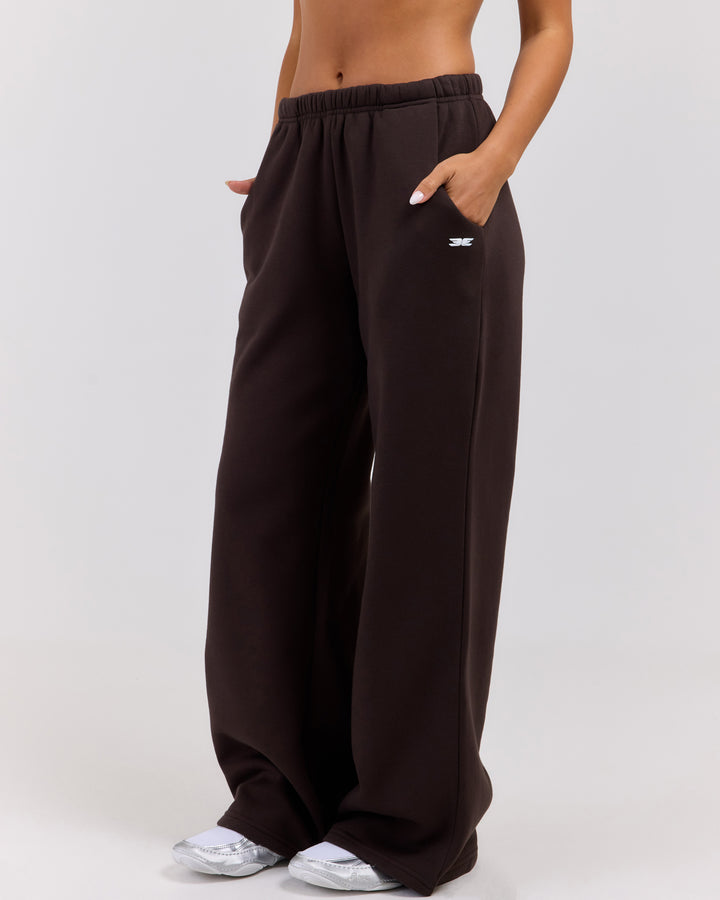 Omni Studio Trackpants V2  - Coffee Bean