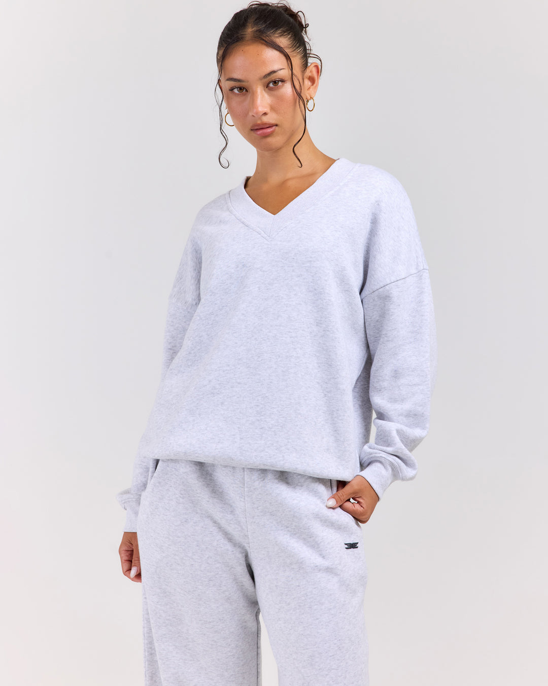 Omni V Neck - Grey Marle
