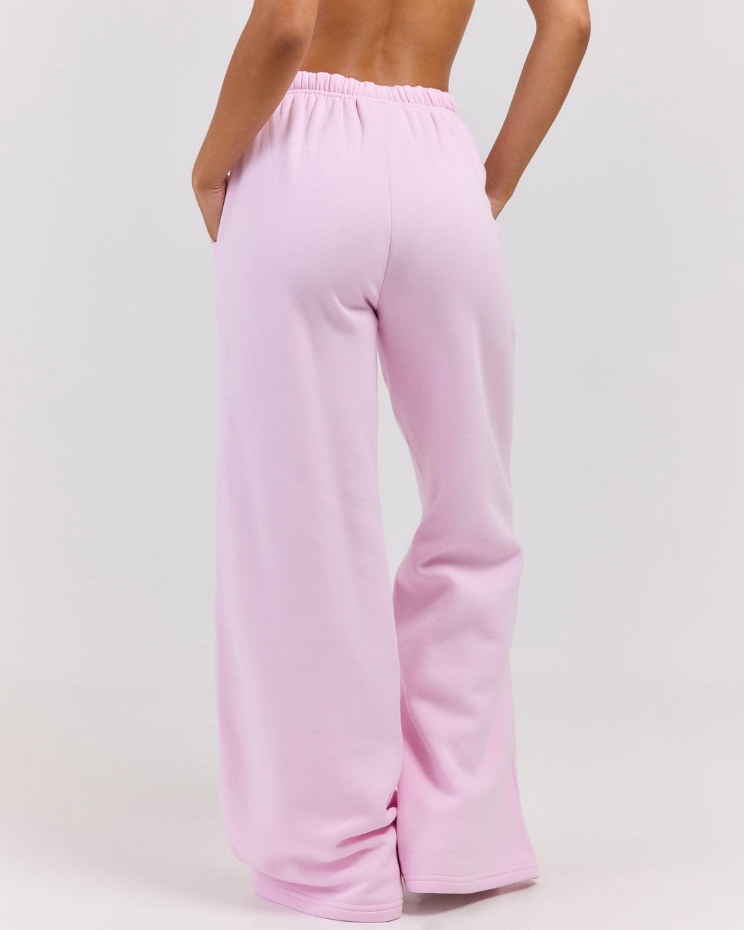 Omni Studio Trackpants V2  - Pink