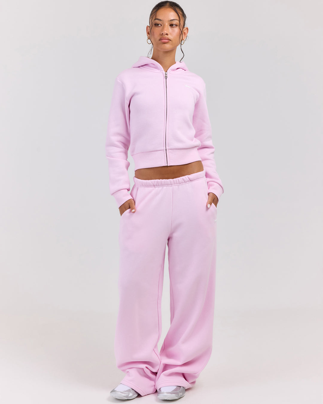 Omni Studio Trackpants V2  - Pink
