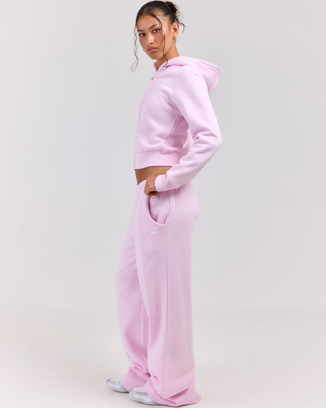 Omni Studio Trackpants V2  - Pink