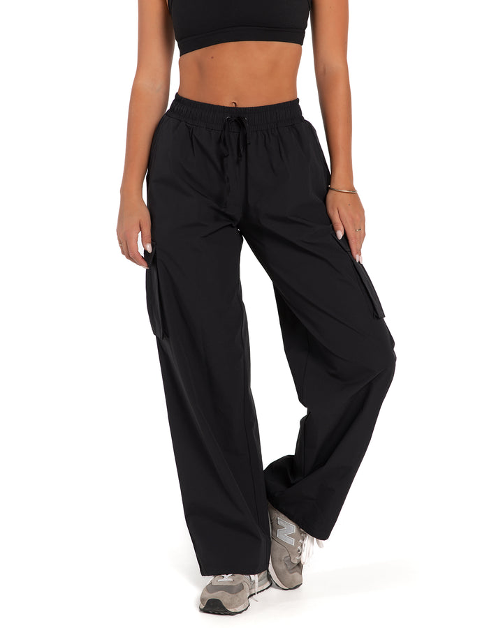 Oversized Cargo Pants - Black